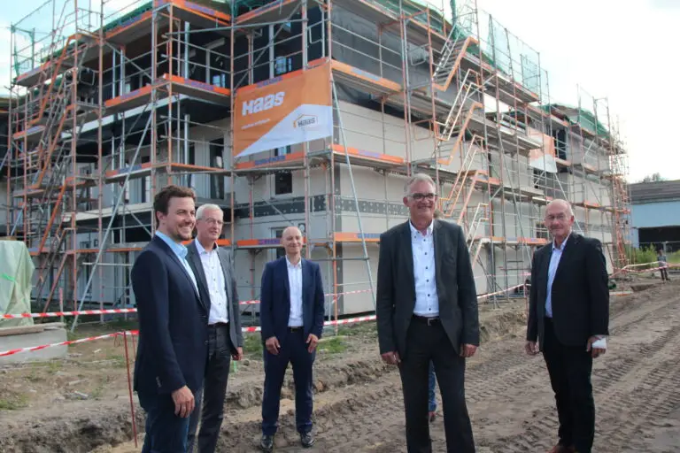Baustellenbegehung Zum Glück Bötzow