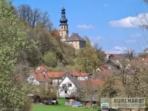 Trebgast Kirche von Lindauer Straße
