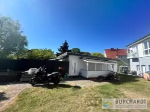Grundstück mit weiterer Nutzfläche im Bungalow