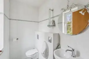 EG: Gäste-WC