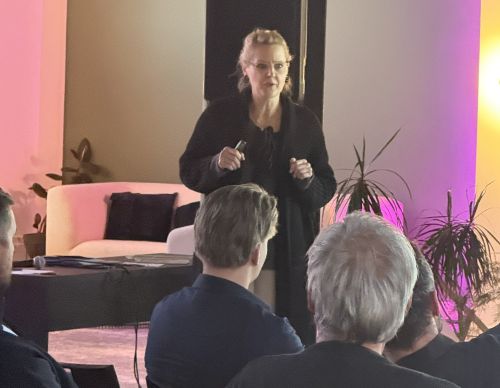Rechtsanwältin Ina Dallmann-Glagowsky zeigte beim beim ExpertenTalk „Sanierung, Heizung, An- und Umbau“ by Burchardt Immobilien am 23. April 2026, was hat das alles mit Erbe und Vererben zu tun hat. 