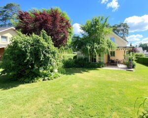 Haus mit großem Garten