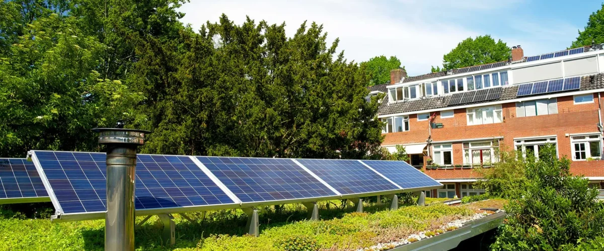 PV-Anlage auf Gründach
